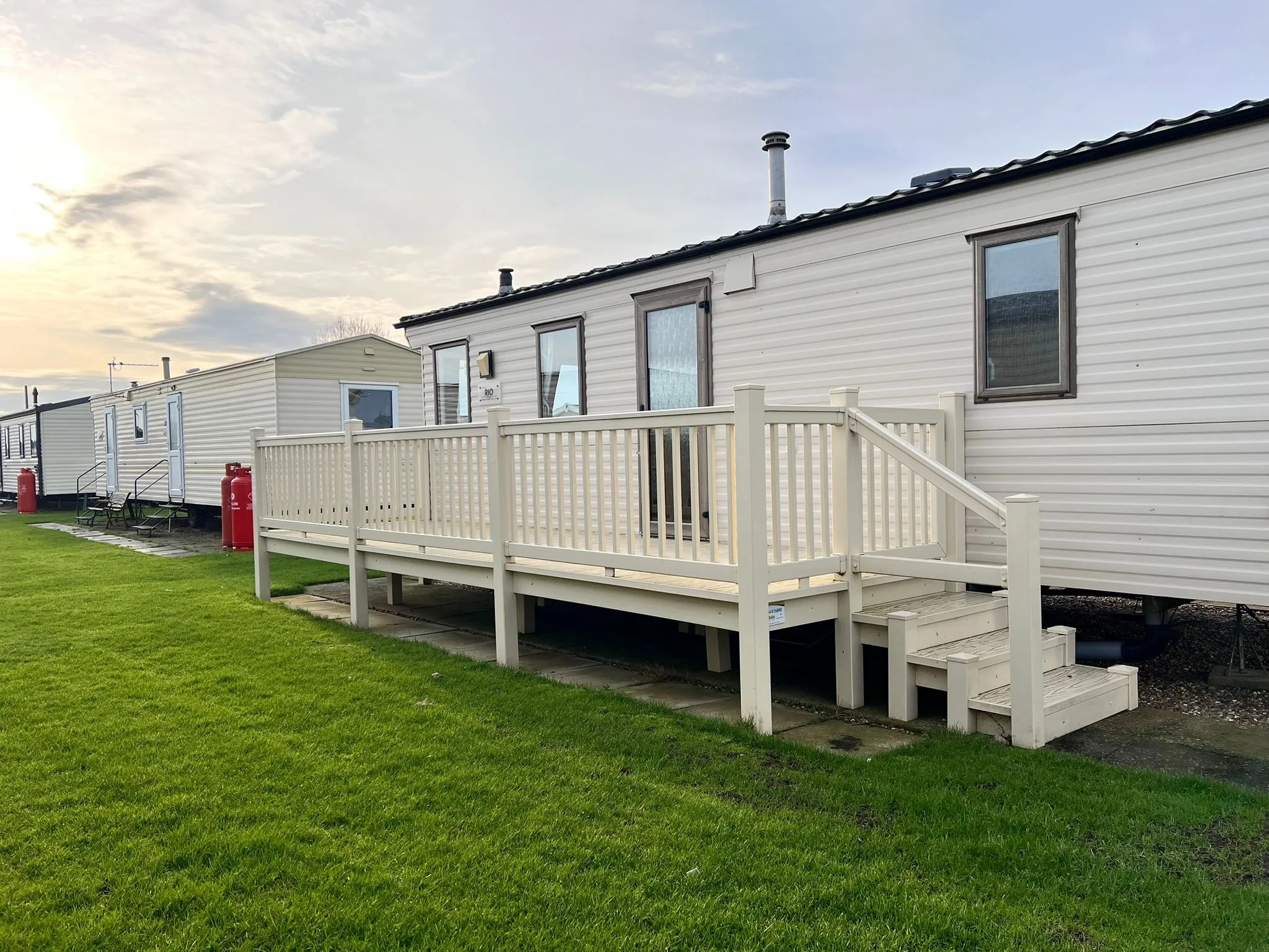 2012 Willerby Rio Gold 2 Bed Decking External