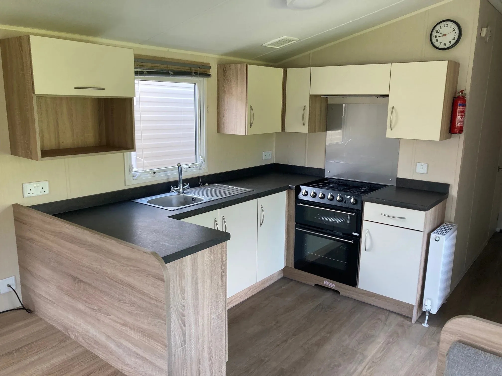 2017 Willerby Lymington 35x12x3 kitchen