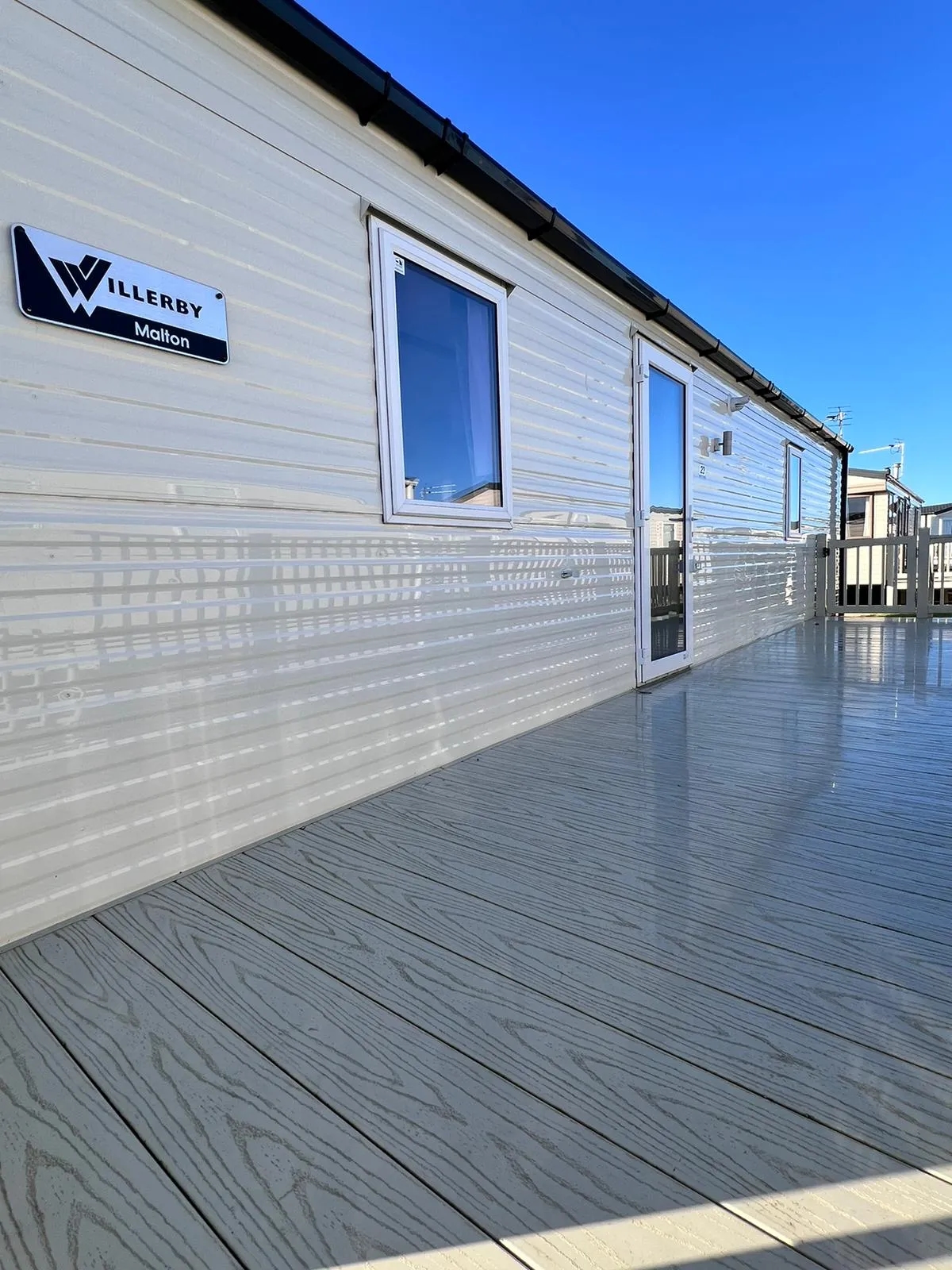 2021 Willerby Malton 2 bed 35x12 Decking