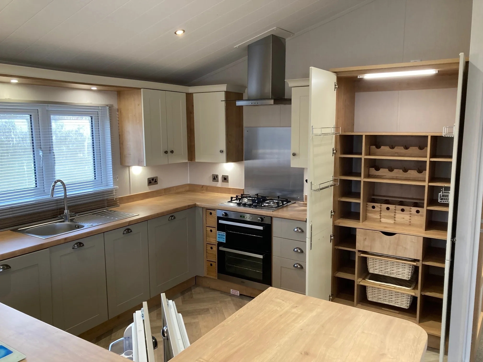 2023 Willerby Portland Lodge kitchen