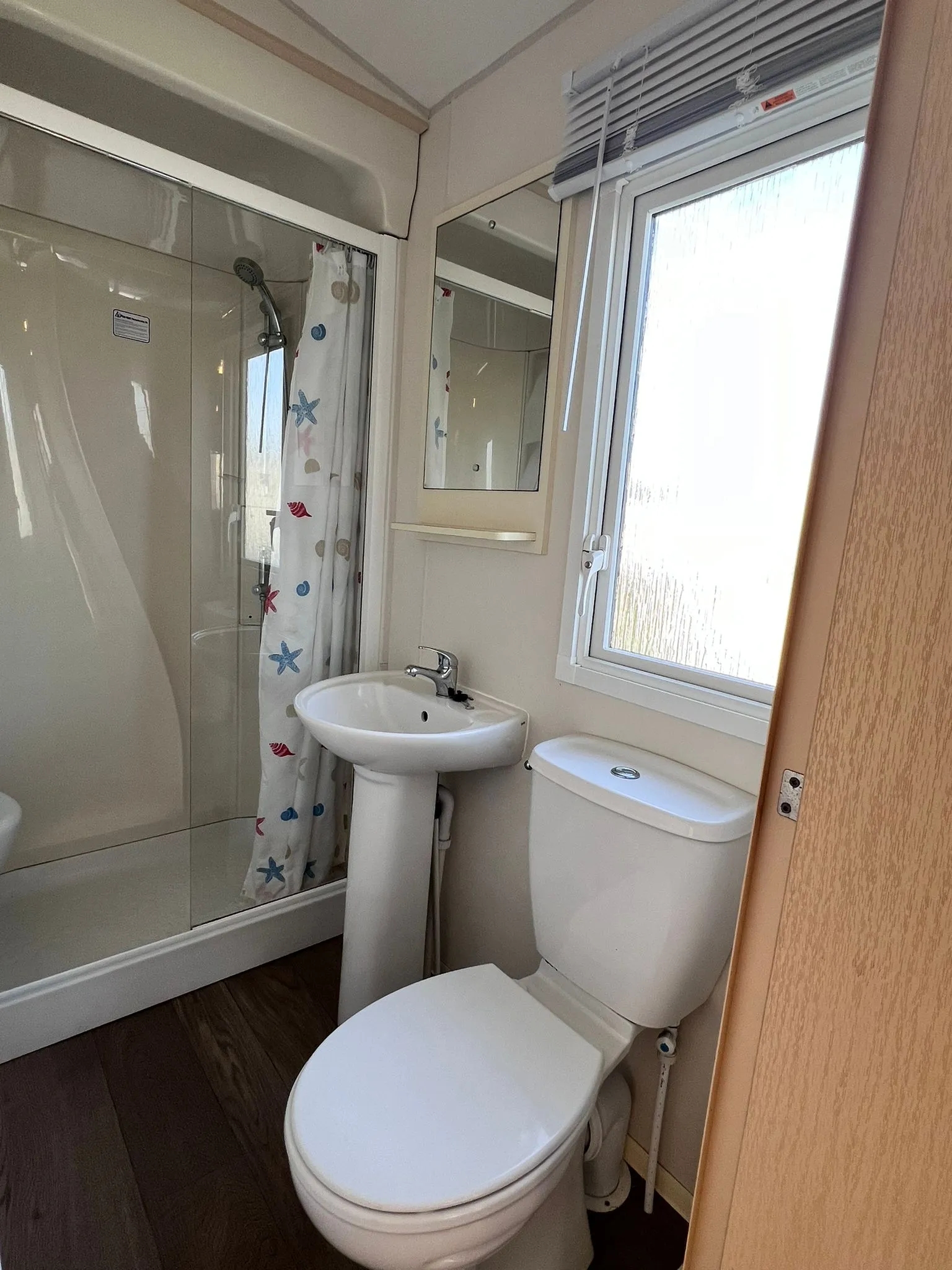 Abi vista 2 bed Bathroom