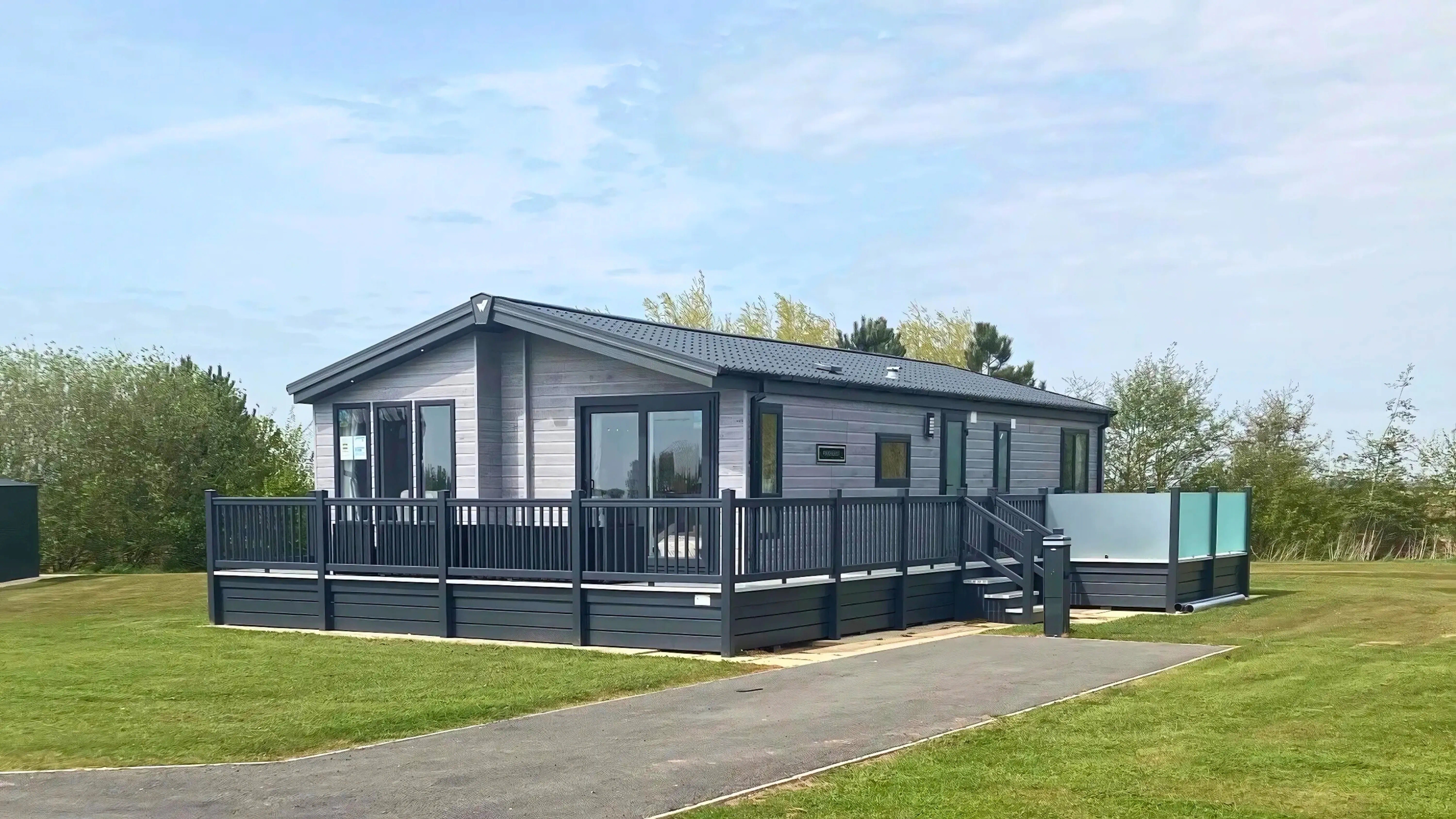 Willerby Pinehurst outside view