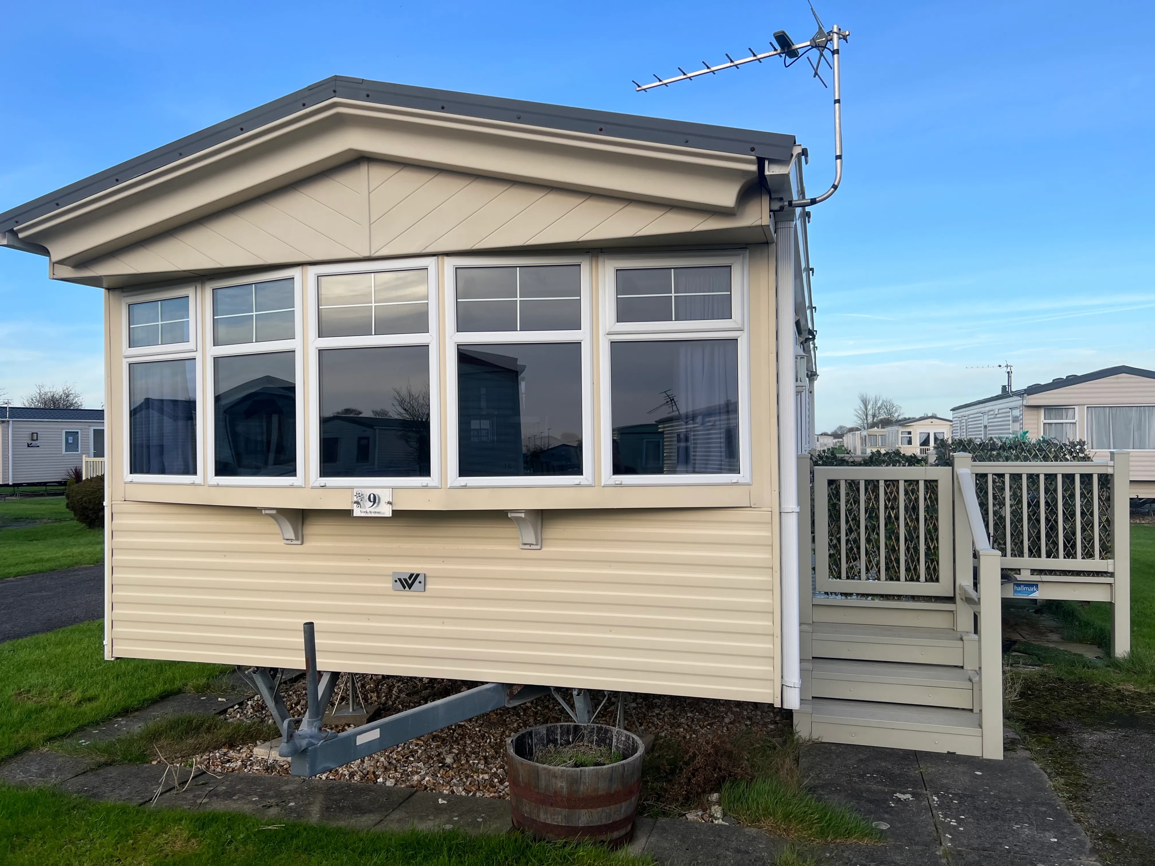 willerby granada 35x12 2 bed front image