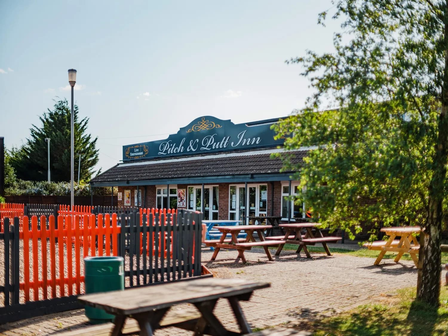 North Shore Pitch & Putt Outdoor Dining with Tree Childrens Play area