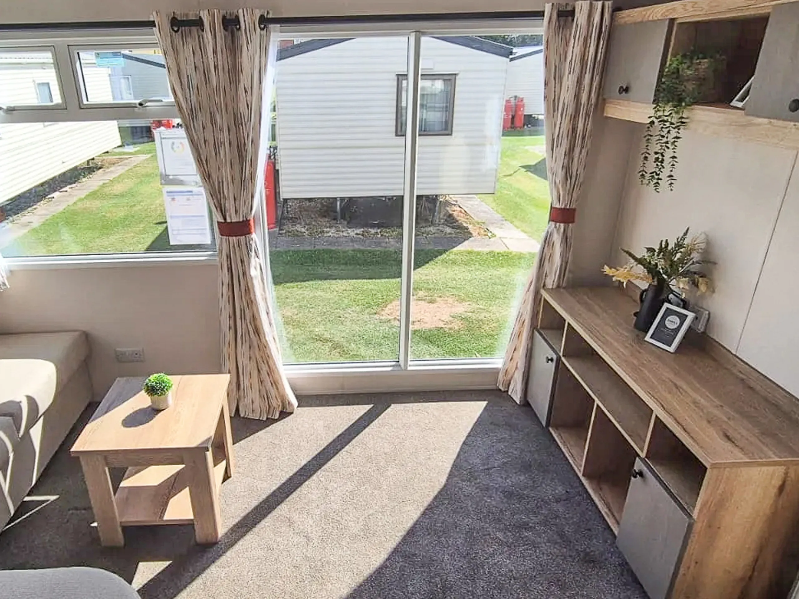 Coastfields 2025 Willerby Rio Gold open-plan living area with dining space
